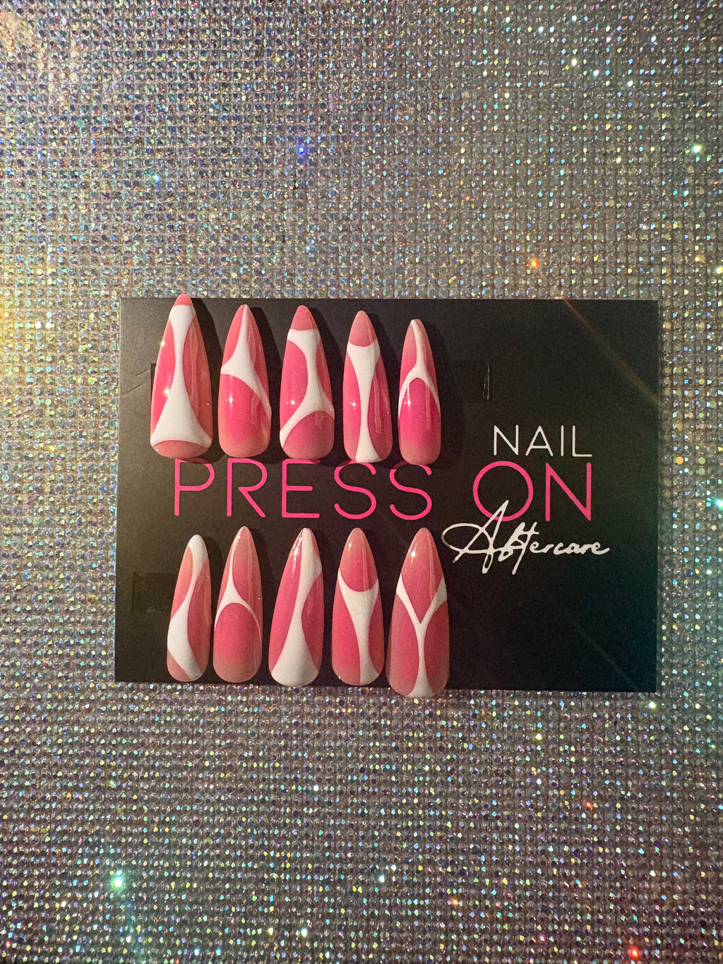 Press on nails
