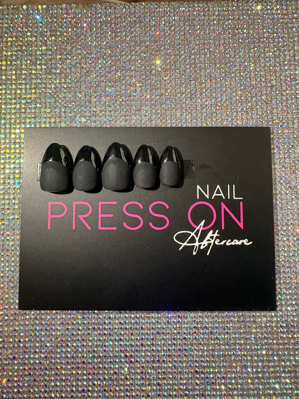 Press on nails